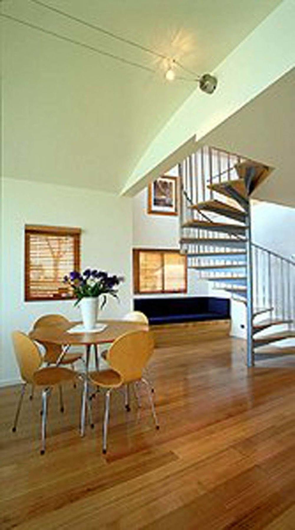 Wheelhouse Apartments Strahan Exteriör bild